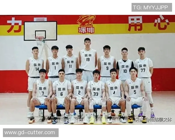 全运会男篮精彩对决回放广东队与上海队的巅峰对决分析与精彩瞬间回顾